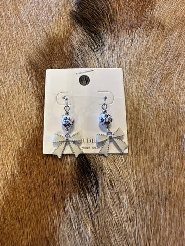 Bow earrings