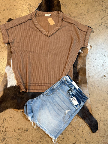 Corded ribbed high low v-neck top