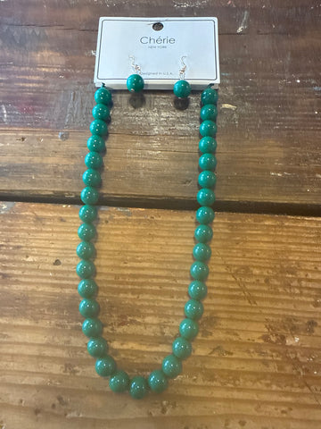 Green beaded necklace