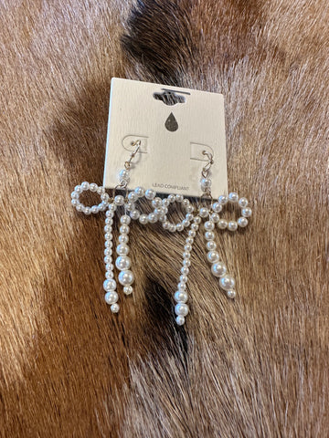 Pearl bow earrings