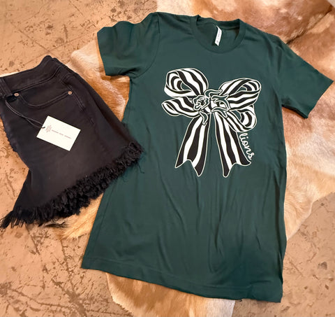 Bow lions tee