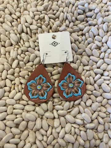 Leather earrings